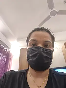 Snapshot of Archi-07 chatting on October 29, 2025, 8:46 am Archi-07 online show from October 29, 2025, 8:46 am