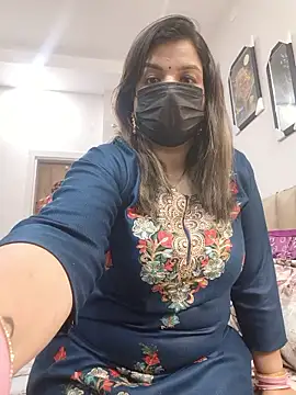 Snapshot of Archi-07 chatting on January 5, 2026, 5:27 pm Archi-07 online show from January 5, 2026, 5:27 pm