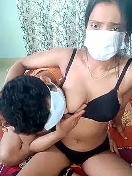 Snapshot of pimange34 chatting on February 19, 2025, 2:44 am pimange34 online show from February 19, 2025, 2:44 am