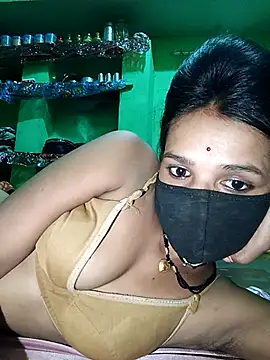 Snapshot of Hoty_girl_143 chatting on September 13, 2025, 6:46 am Hoty girl 143 online show from September 13, 2025, 6:46 am