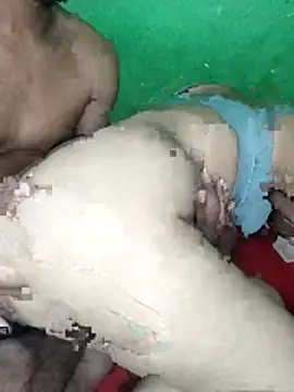 Snapshot of RADHAHO chatting on March 19, 2026, 7:36 pm RADHAHO online show from March 19, 2026, 7:36 pm