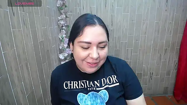 solyeria online show from July 24, 2026, 3:24 am