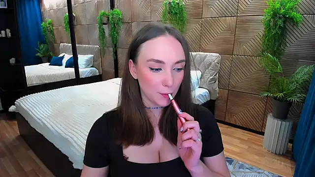 Snapshot of TrueReincarnation chatting on February 11, 2026, 4:07 pm TrueReincarnation online show from February 11, 2026, 4:07 pm