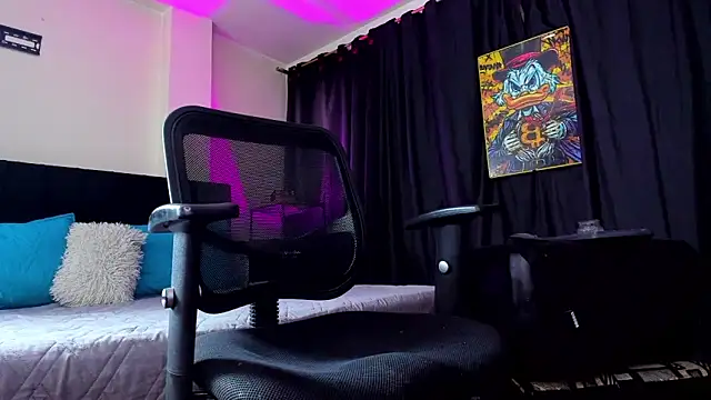 Giomar Reyes online show from March 20, 2026, 5:41 am