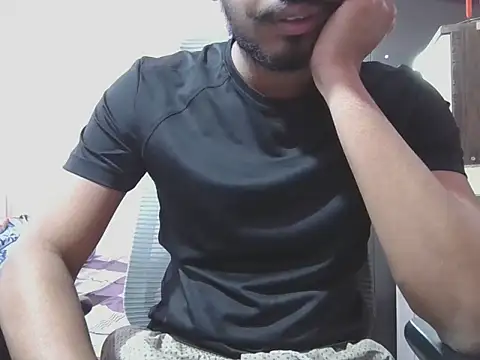 KissesBoyAD online show from October 27, 2025, 5:25 pm