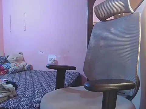 KissesBoyAD online show from November 25, 2025, 3:40 am