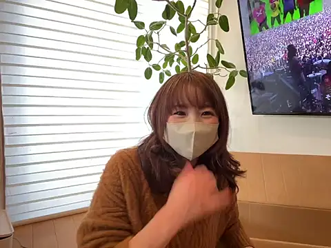   MiWa   online show from December 3, 2024, 4:20 am