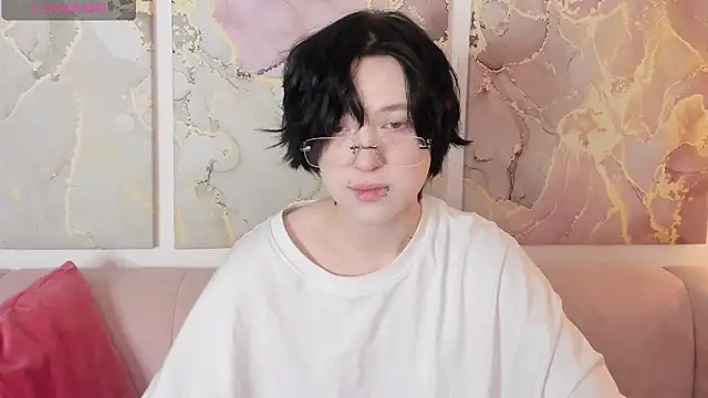 Snapshot of fiamoory chatting on January 19, 2026, 1:20 am fiamoory online show from January 19, 2026, 1:20 am