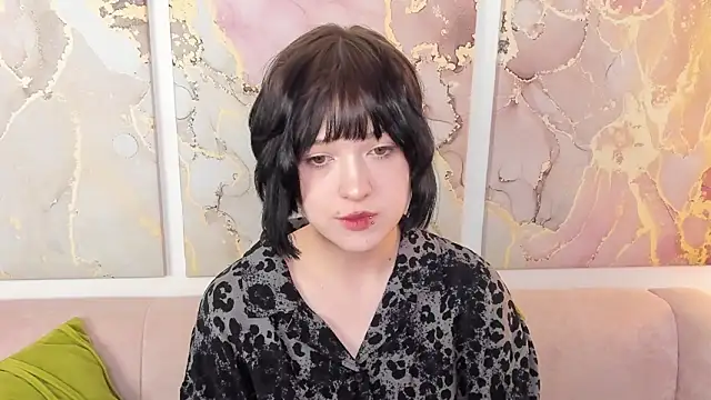 fiamoory online show from November 29, 2025, 1:17 am