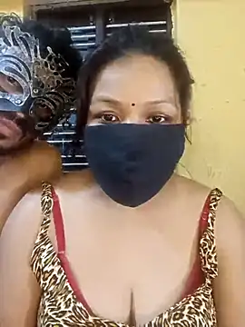 Radhikadavi879 online show from March 12, 2025, 6:53 pm