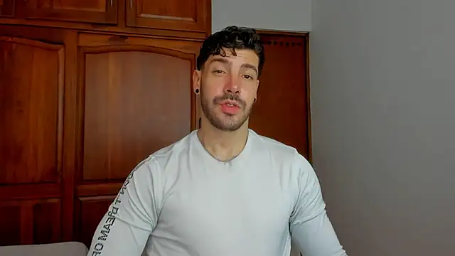 Guyinthemountain online show from May 13, 2026, 1:07 pm