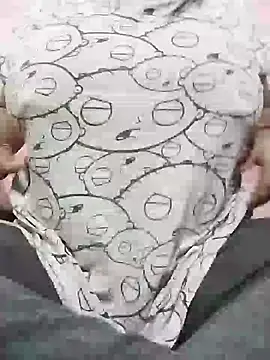 delhi gril online show from December 26, 2024, 8:21 pm