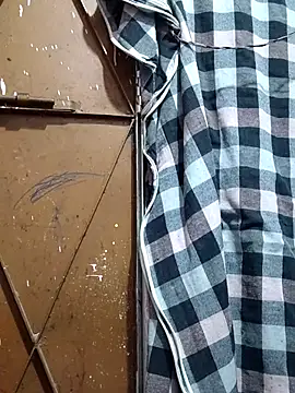 delhi gril online show from September 15, 2025, 3:12 pm