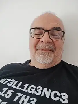 Satiro Sevilla online show from March 29, 2026, 5:25 pm