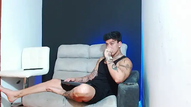 JUSTIN FULLER1 online show from March 7, 2026, 7:30 pm