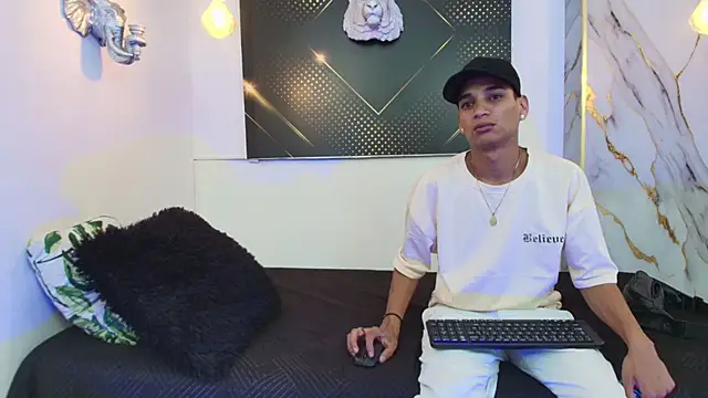 JordanAndAndrew online show from October 29, 2025, 8:41 pm