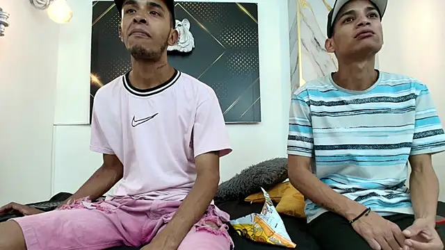 JordanAndAndrew online show from December 15, 2025, 10:26 pm