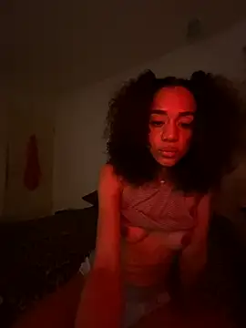 Snapshot of redbonejada chatting on December 18, 2024, 4:20 am redbonejada online show from December 18, 2024, 4:20 am