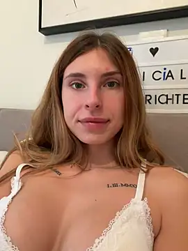 emma05 online show from February 13, 2026, 7:08 am