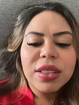 Snapshot of lariic chatting on February 21, 2026, 8:33 pm lariic online show from February 21, 2026, 8:33 pm