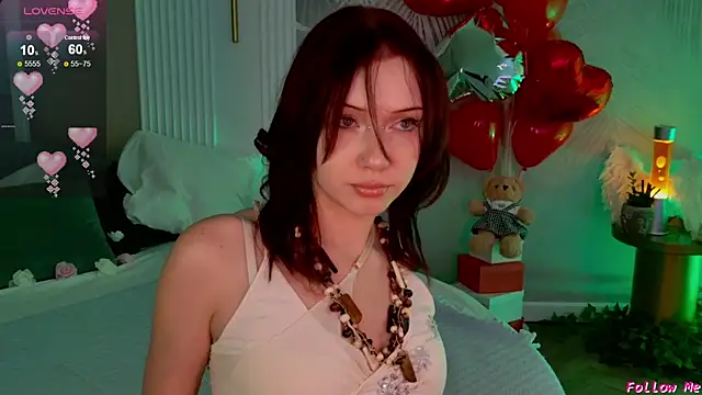 Snapshot of Sky_Eyes_ chatting on February 21, 2025, 8:18 am Sky Eyes  online show from February 21, 2025, 8:18 am