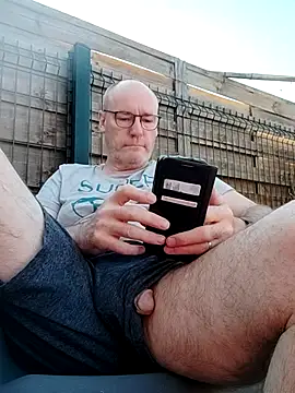bogland33 online show from July 4, 2026, 7:48 am