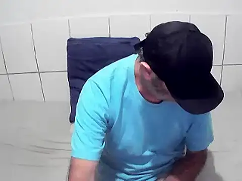 pierdona online show from July 18, 2026, 7:44 pm