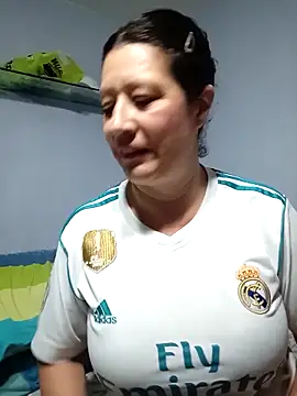 carolina linarez69 online show from December 2, 2025, 10:55 pm