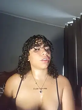 MimiRodriguez online show from June 3, 2026, 4:44 pm