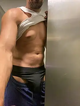 dantedesirexx online show from July 28, 2026, 1:35 am
