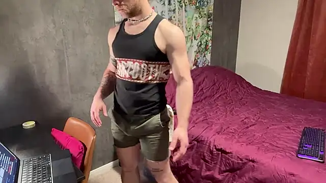 Snapshot of DaddydayDrinkzz chatting on March 22, 2025, 6:22 am DaddydayDrinkzz online show from March 22, 2025, 6:22 am