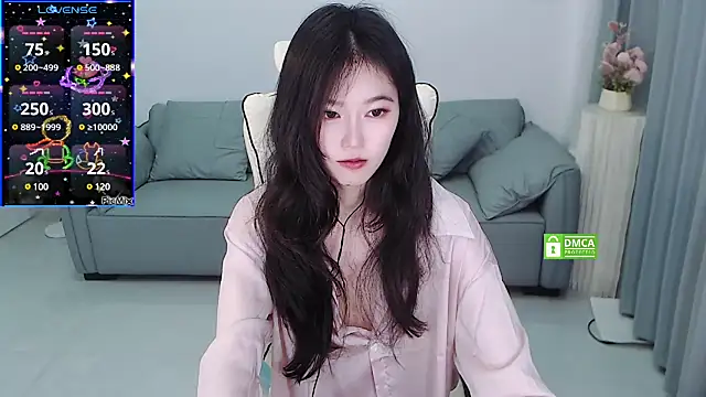 Snapshot of YiJin-a chatting on March 2, 2025, 1:09 pm YiJin-a online show from March 2, 2025, 1:09 pm
