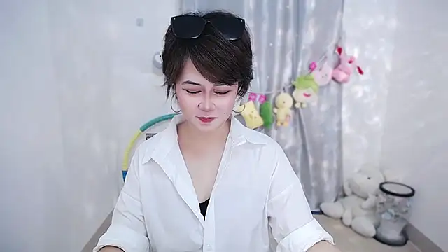 Snapshot of Fan_ting chatting on September 10, 2025, 2:43 am Fan ting online show from September 10, 2025, 2:43 am