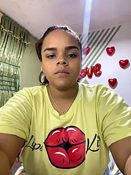 Evabigass online show from November 20, 2025, 7:58 pm