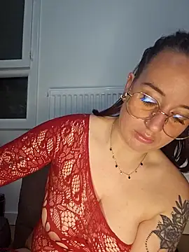 Snapshot of lindsay_33off chatting on April 5, 2026, 9:10 pm lindsay 33off online show from April 5, 2026, 9:10 pm