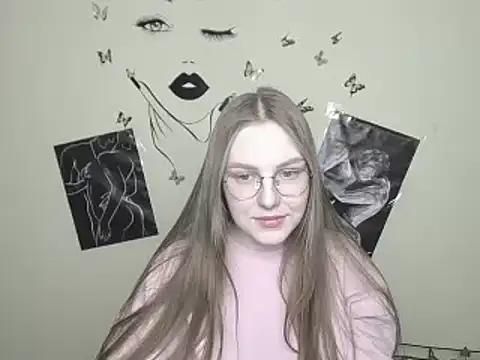 Snapshot of _AlMamiyy_ chatting on March 21, 2025, 3:57 pm AlMamiyy online show from March 21, 2025, 3:57 pm