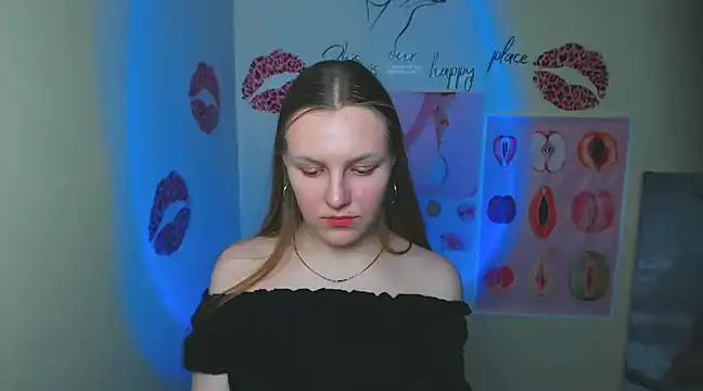Snapshot of _AlMamiyy_ chatting on February 13, 2025, 8:03 pm AlMamiyy online show from February 13, 2025, 8:03 pm