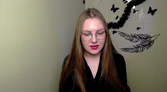 Snapshot of _AlMamiyy_ chatting on February 23, 2025, 6:01 pm AlMamiyy online show from February 23, 2025, 6:01 pm