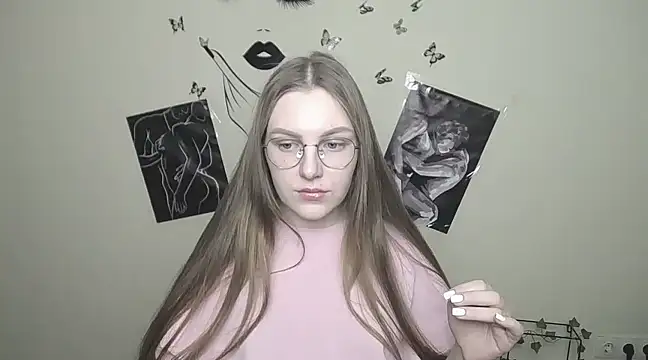Snapshot of _AlMamiyy_ chatting on March 21, 2025, 12:50 pm AlMamiyy online show from March 21, 2025, 12:50 pm