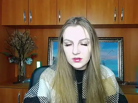 Snapshot of _AlMamiyy_ chatting on September 27, 2025, 6:19 am AlMamiyy online show from September 27, 2025, 6:19 am