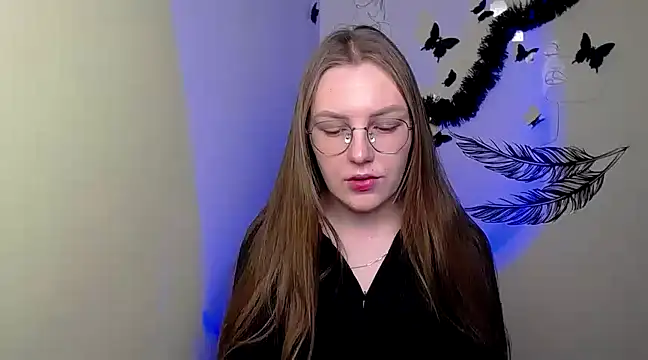 Snapshot of _AlMamiyy_ chatting on February 23, 2025, 2:14 pm AlMamiyy online show from February 23, 2025, 2:14 pm