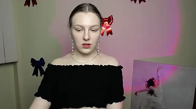 Snapshot of _AlMamiyy_ chatting on February 9, 2025, 7:41 pm AlMamiyy online show from February 9, 2025, 7:41 pm