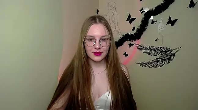 Snapshot of _AlMamiyy_ chatting on February 15, 2025, 10:55 am AlMamiyy online show from February 15, 2025, 10:55 am