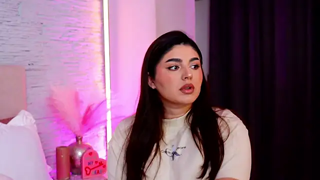 RachelSwaan online show from February 13, 2026, 7:41 am