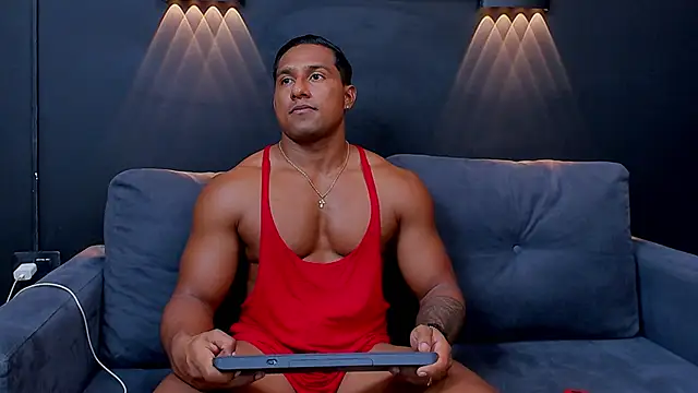Snapshot of CallumMuscle chatting on January 23, 2025, 12:25 am CallumMuscle online show from January 23, 2025, 12:25 am