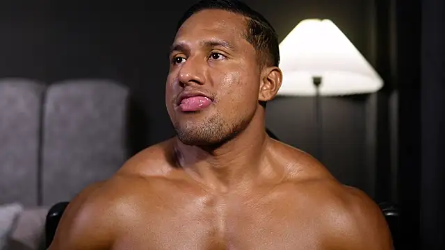 CallumMuscle online show from November 28, 2025, 6:41 pm