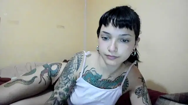 felinebitxx online show from March 15, 2026, 12:28 am
