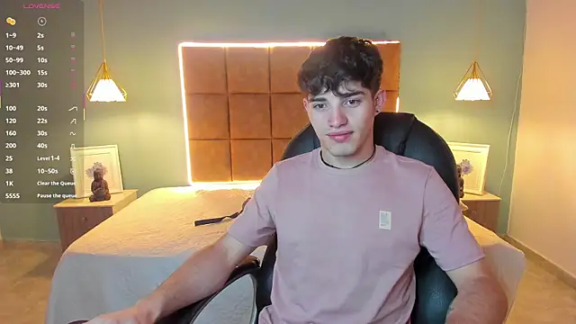 AlejooTwink online show from October 24, 2025, 12:53 am