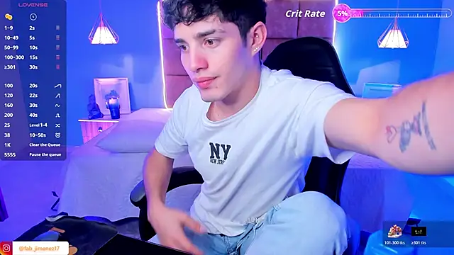 Snapshot of AlejooTwink chatting on February 13, 2026, 1:05 am AlejooTwink online show from February 13, 2026, 1:05 am