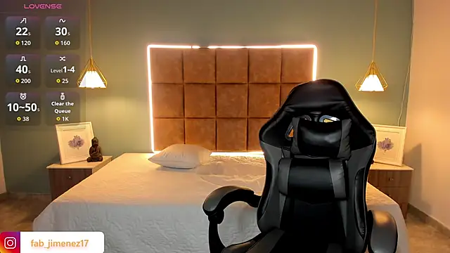 AlejooTwink online show from April 6, 2026, 1:12 am